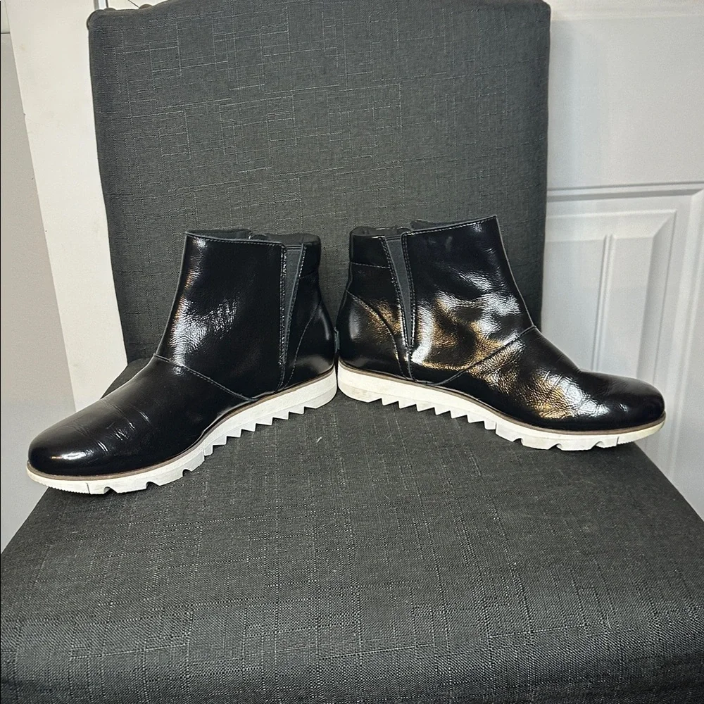 Sorel Harlow Size 9.5 Women's Black Leather Zipper Boots‎